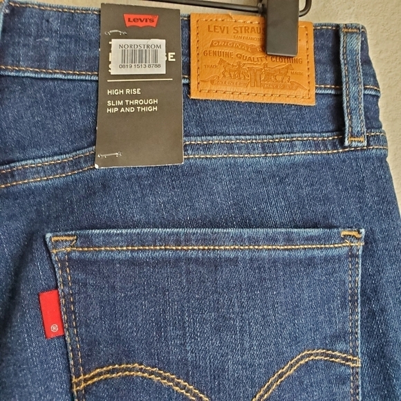 Levi's 721 High Waist Skinny size 30 NWT - Picture 5 of 7